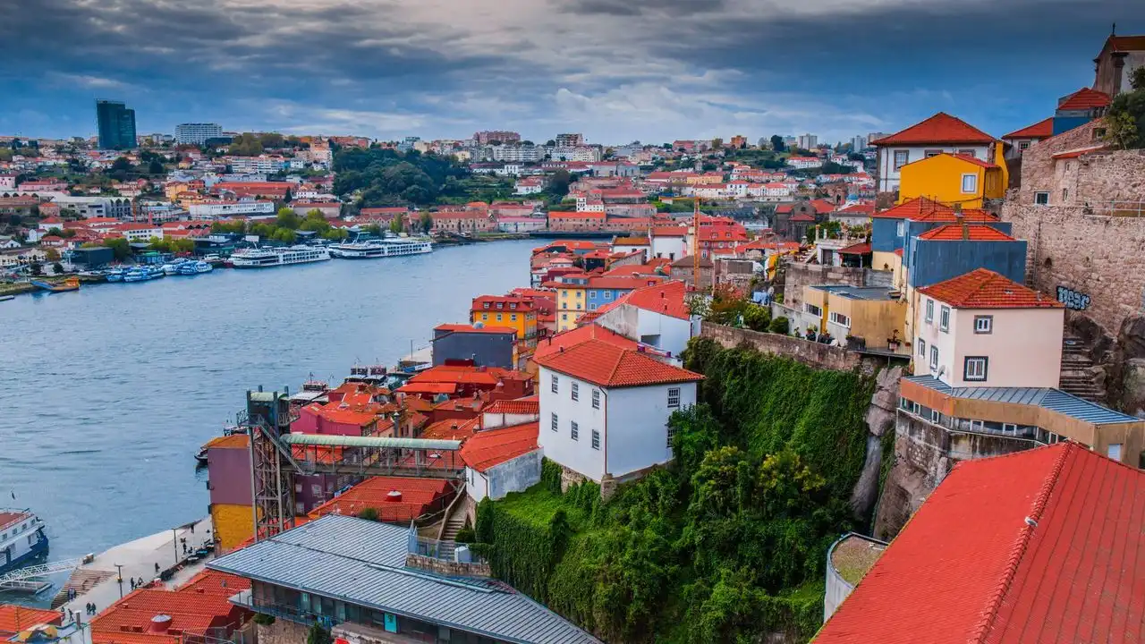 Portuguese Graded Readers For Beginner And Intermediate Students