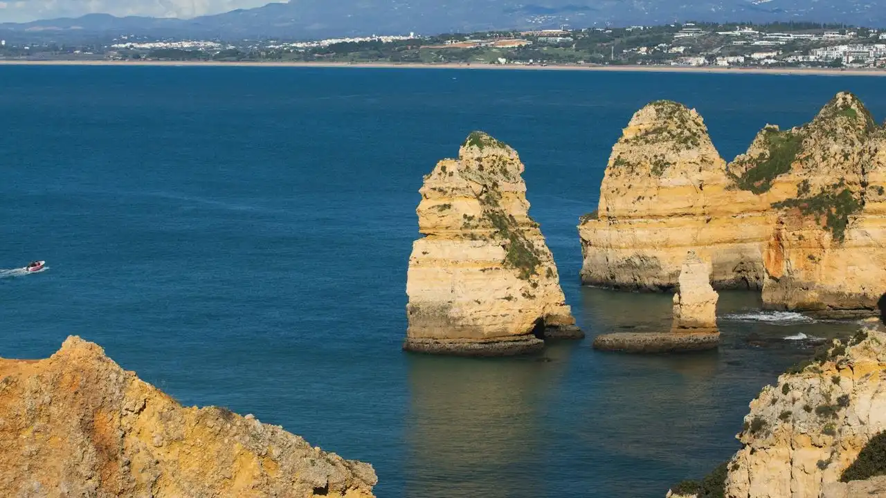 Ser Vs. Estar: How To Use The Verb 'To Be' In Portuguese